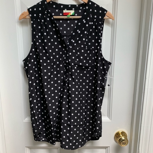 ModCloth Sleeveless Polk Dots Tunic Top - Picture 5 of 8